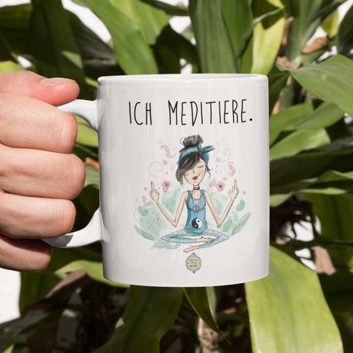 Ich meditiere (weiblich), deine tägliche Yoga Tasse